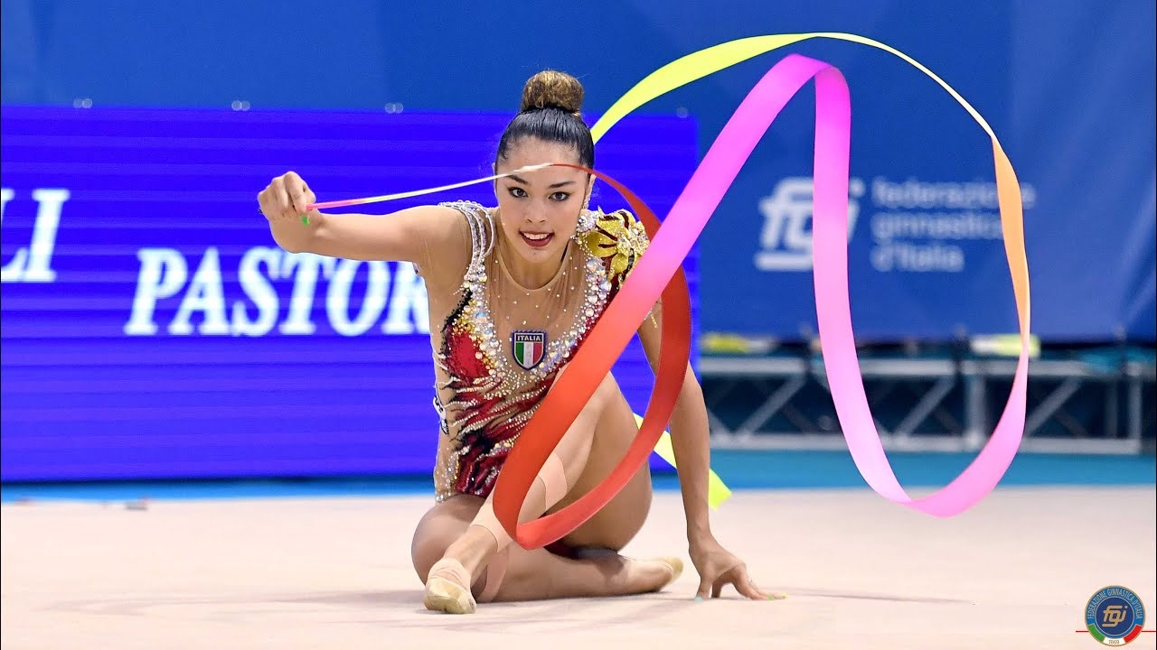 Volano farfalle al Palaflorio: ecco i campionati italiani di ginnastica ritmica