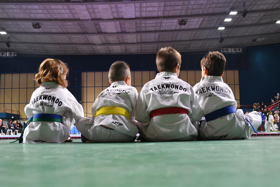 Un’emozione indimenticabile per i piccoli atleti del Taekwondo: al Palaflorio i campionati interregionali Puglia categorie Kids, Children e Beginners