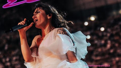 Elisa-palasport-live-2026-palaflorio-bari